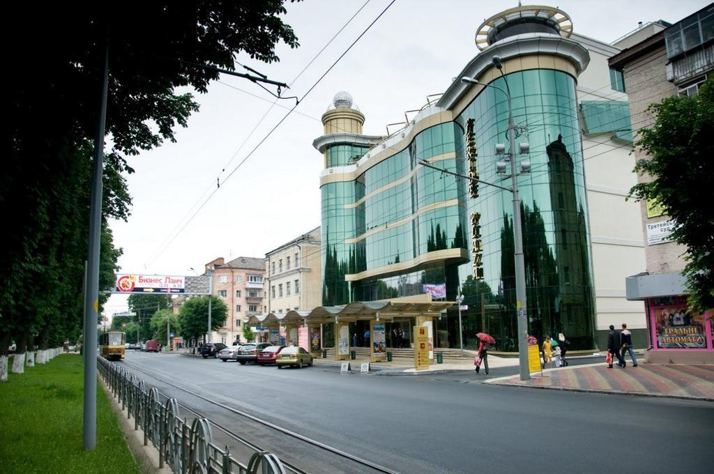 Проспект Космонавтів 42 Apartment Vinnytsia Exterior photo